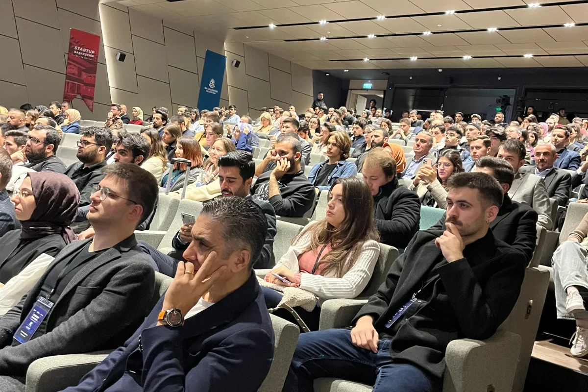 Startup Yatırım Zirvesi - Stand ziyaretleri